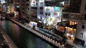 View of Dotonbori River from the restaurant on level 4 at Fahua 法華素食 in Osaka