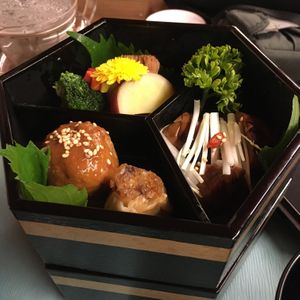 Part 1 of the noodle menu at Fahua 法華素食 in Osaka