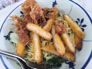 Wantan mee at 729 Vegan in North Singapore