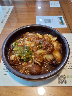 Vegetarian cabbage meatballs at Jing Lian Zhai - Hepingli in Beijing