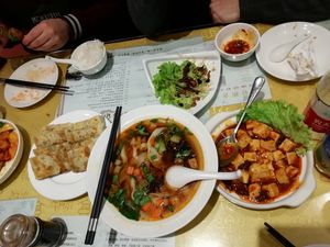 HUGE PORTIONS! Stuffed pancake, mock pork noodle, Sichuan style tofu at Jing Lian Zhai - Hepingli in Beijing