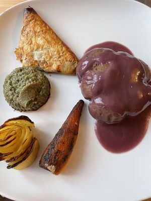 Seitan paupette  at M.Y.Table-Restaurant in Augan