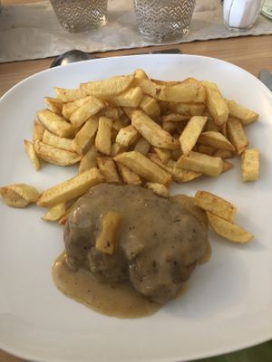 Steak de seitan sauce au poivre at M.Y.Table-Restaurant in Augan