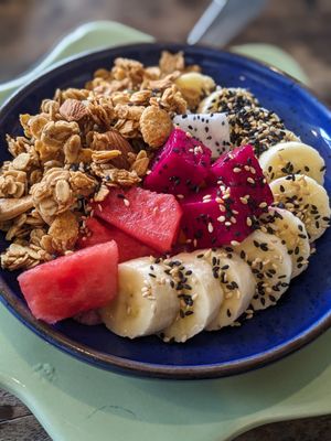 Smoothie Bowl veganized at 89 Cafe in Krabi