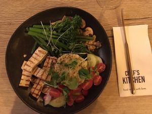 Buddha Bowl at Chef's Kitchen in Carvoeiro