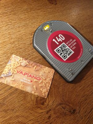 You get a card to pay afterwards and a vibration plate that the staff can find you at Vapiano in Munich