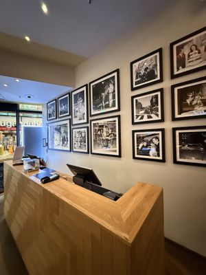 front "office"  at Vapiano in Munich