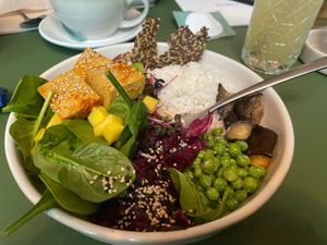 7th heaven bowl with sesam tofu  at Nude Food in Augsburg