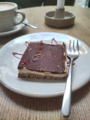 Snickers square at Nude Food in Augsburg