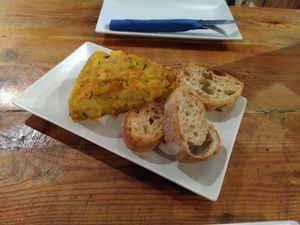Tortilla at La Batisfera Cafeteria in Valencia