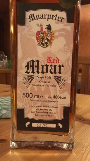 Hauseigener Whisky at Hofbrauerei Moarpeter in Vockenberg