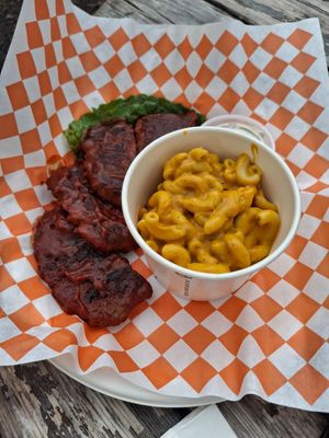 St Louis Ribs and Mac at Lively Up Yourself - Food Truck in Bend