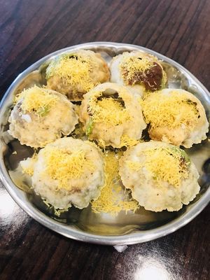 Sav puri  at Tanatan Indian Cuisine in Mount Gravatt