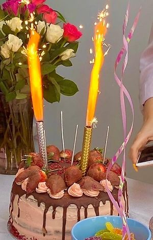 Awesome cake, was sweet heaven. I have tried a few different cakes and cookies from her and honestly never tasted better ones   at Jaynes Vegan Bakes in Wokingham