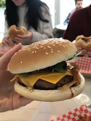 Burger vegan #Veganuary at 2VB  in Perpignan