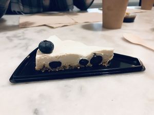 Cheesecake vegan aux myrtilles #Veganuary at 2VB  in Perpignan