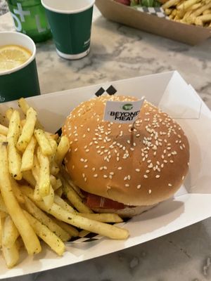 🤤  at 2VB  in Perpignan