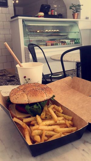 Burger at 2VB  in Perpignan