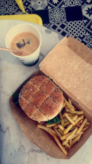 Burger  at 2VB  in Perpignan