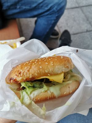 Burger 🍔 at OMG in SKG in Thessaloniki