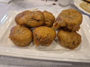 Glutinous rice balls at Gongdelin Vegetarian Restaurant in Beijing