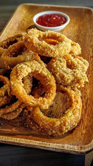 Onion Rings at The Cavern in El Nido