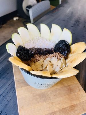 Power bowl at The Cavern in El Nido