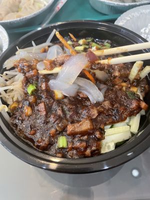 N8 konjac noodle with soy bean paste with bean sprout   at Tofubox in Brooklyn