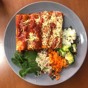 Canelonis de tofu at Prema in Viseu