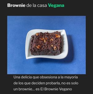 Brownie Vegano
Opcional sin costo: Sirope de algarroba
Coste Adicional: Helado Vegano at La Qarmita in Granada