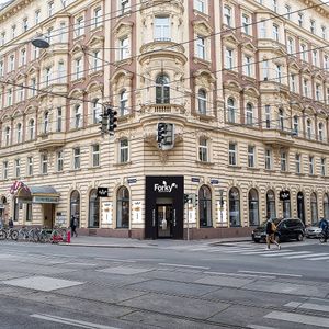 Ext at Forky's in Vienna