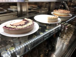 Cakes at Forky's in Vienna