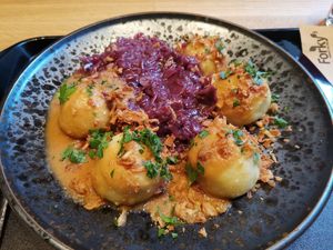 Speckknödel at Forky's in Vienna