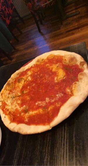 Tomatoe garlic bread  at Giannis in Scarborough