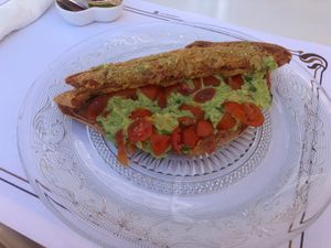 Chickpea flour omelette with avocado 🥑 tomato 🍅 and lime 💚 all cooked freshly! 💞 at Lovelo Coffee Ride in Orihuela Costa