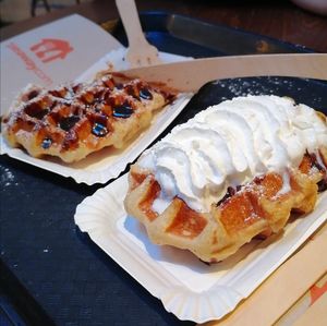 Délicieuses gaufres vegan at Tasty World in Ghent