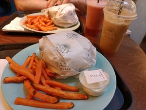  at Tasty World in Ghent