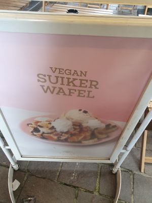 Vegan waffels at Tasty World in Ghent