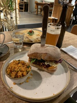 John Wayne's vegan burger at Sprössling in Zurich