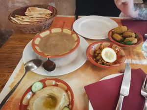Mezze: lentil soup, potatoes, falafel... at Gibran in Venice