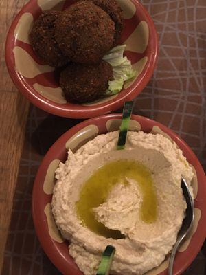 Hummus and falafel at Gibran in Venice