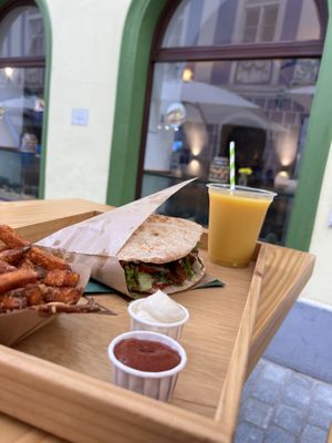   at Oaza Joyful Kitchen in Zagreb