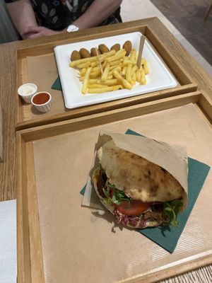   at Oaza Joyful Kitchen in Zagreb