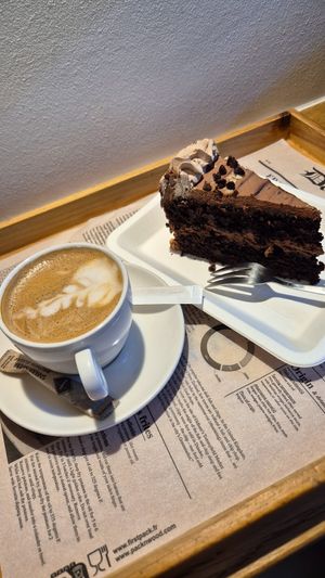  at Oaza Joyful Kitchen in Zagreb