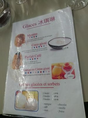 Desserts menu at Tricotin in Paris