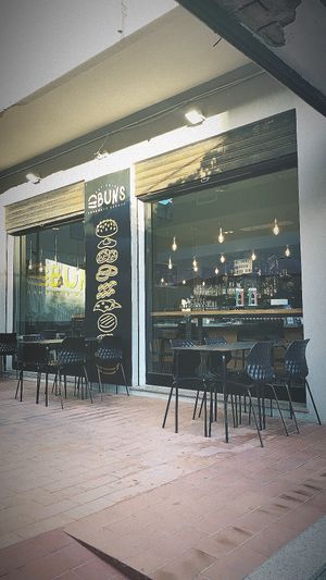 The outside look at Buns in Alghero