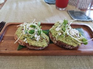 Avocadotoast at Two Little Birds in Luang Prabang