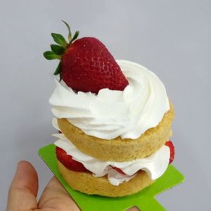 vegan short cake
 at El Desig Pastissers  in Canet De Mar