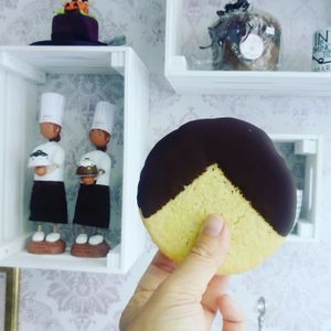 Vegan Condes
(Giant tea paste with raspberry jam) at El Desig Pastissers  in Canet De Mar