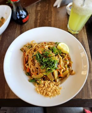  at Lemongrass in La Serena